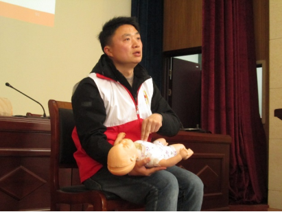 生命教育·人道伴行——急救培训活动(图5)