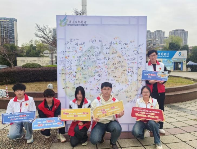 “百千万志愿者”校园健康跑活动|校园跑动防结核，健康同行筑未来(图5)