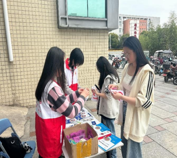 “百千万志愿者”校园健康跑活动|校园跑动防结核，健康同行筑未来(图2)