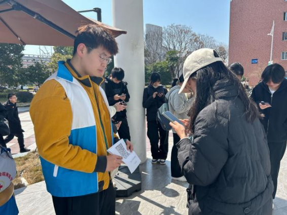 “健康春季 从知开始——春季流行病问卷调查”活动圆满举行(图1)