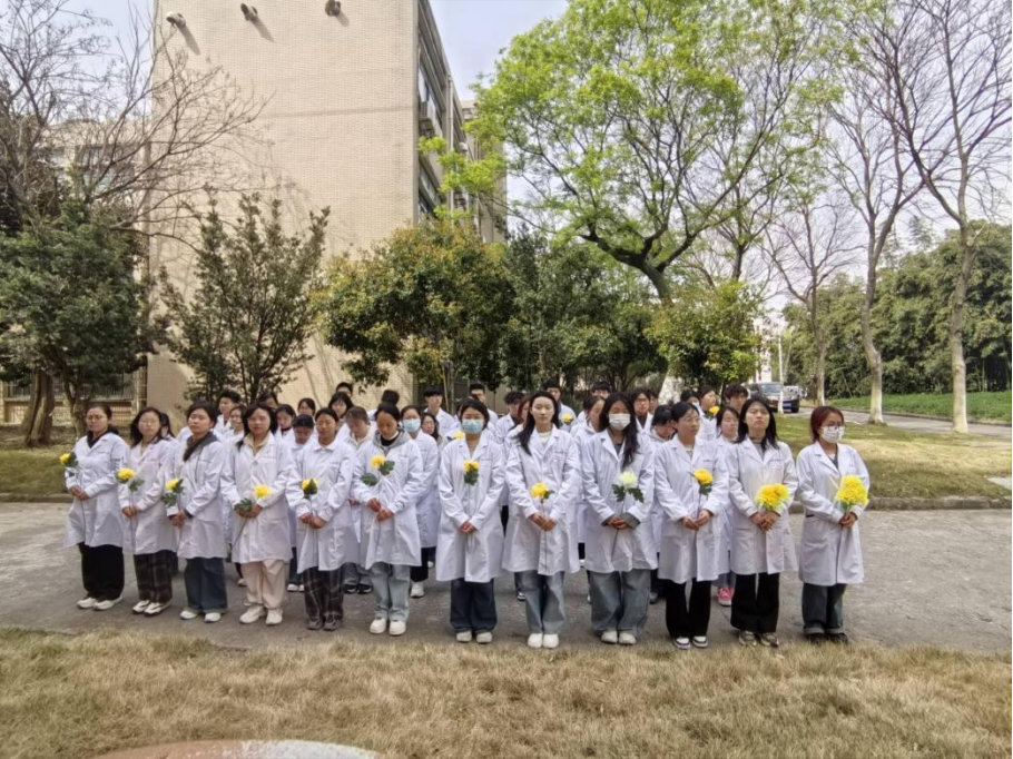 清明追思，大爱永存(图3)