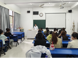 2024-2025学年红十字协会年度总结暨表彰大会：回顾过往传薪火，激励新秀启新程(图1)