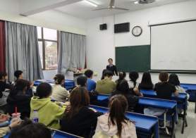 2024-2025学年红十字协会年度总结暨表彰大会：回顾过往传薪火，激励新秀启新程(图2)