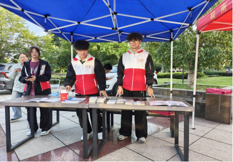 以知识赋能公益 用青春传承大爱 ——“无言良师，薪火相传”线下遗体捐献知识竞赛(图1)