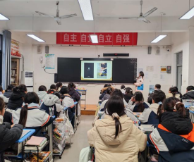 皖医学子返乡传知识，红会健康护航暖人心--皖南医学院红十字协会淮北分队走进濉溪二中(图2)