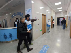 暖心导诊递温情，防治宣传筑屏障(图4)