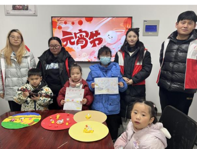 元宵艺创暖童心,结核科普护健康——皖南医学院学子赴龙泉街道龙眼社区志愿服务活动(图4) 元宵艺创暖童心,结核科普护健康——皖南医学院学子赴龙泉街道龙眼社区志愿服务活动(图4)
