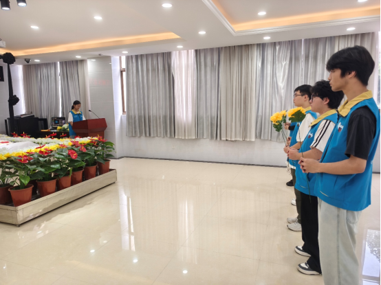 我校遗体捐献接受站为吴正福同志举行遗体告别仪式(图2) 我校遗体捐献接受站为吴正福同志举行遗体告别仪式(图2)